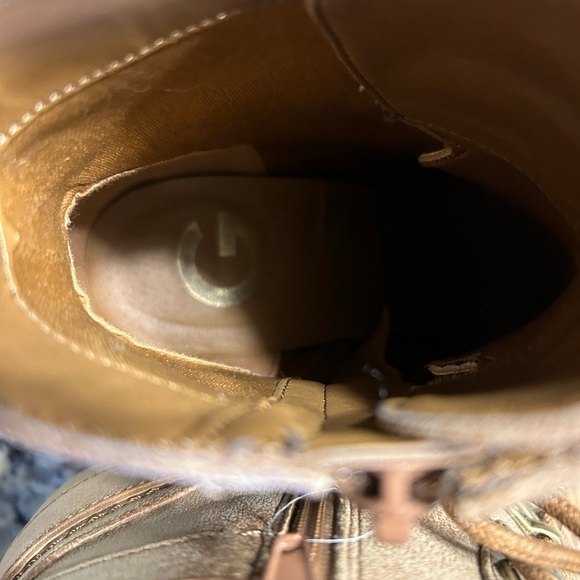 G by Guess Lace Up Boots in Women’s Sz 9 - Picture 6 of 8